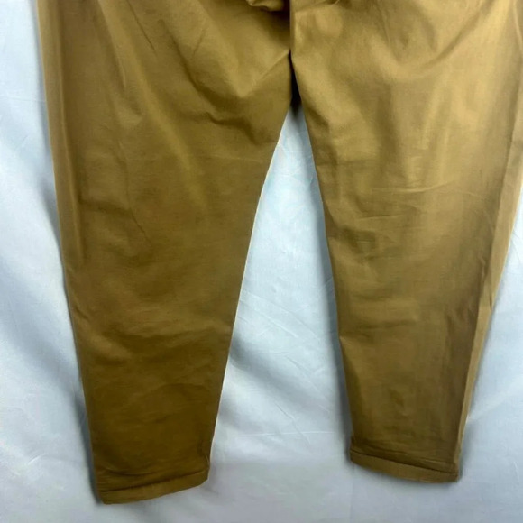 Dockers Alpha Khaki Pants Men Large Smart 360 Flex Elastic Wasit Stripe Tan Blue - Picture 6 of 8